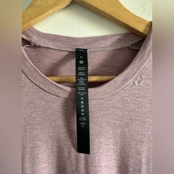Lululemon Athletica Heather Dusty Rose Balancer Short Sleeve Shirt size Medium - Picture 12 of 12